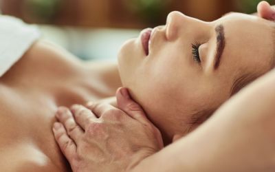 A massage therapist performing Houston lymphatic drainage massage