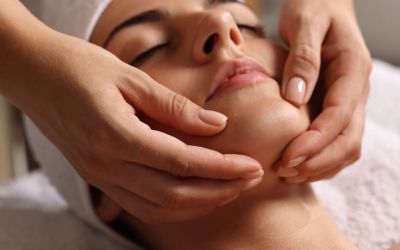A relaxing Sugar Land TMJ massage